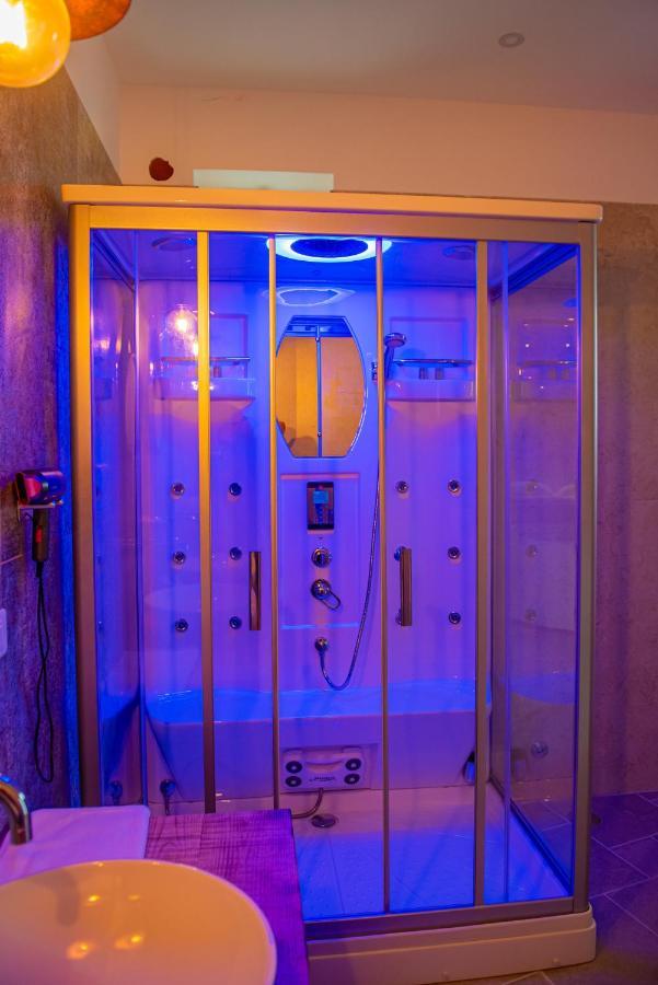 Artemide "Corte Segreta" B&B Suite Spa サン・チプリアーノ・ピチェンティーノ エクステリア 写真
