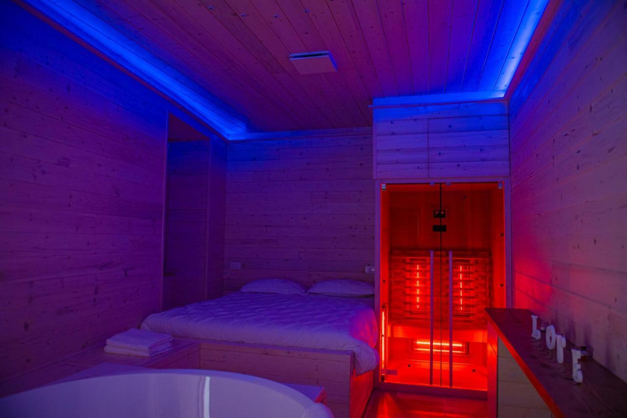 Artemide "Corte Segreta" B&B Suite Spa サン・チプリアーノ・ピチェンティーノ エクステリア 写真