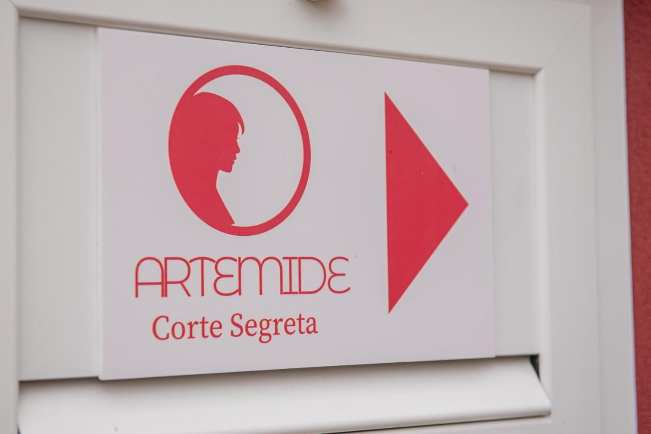 Artemide "Corte Segreta" B&B Suite Spa サン・チプリアーノ・ピチェンティーノ エクステリア 写真