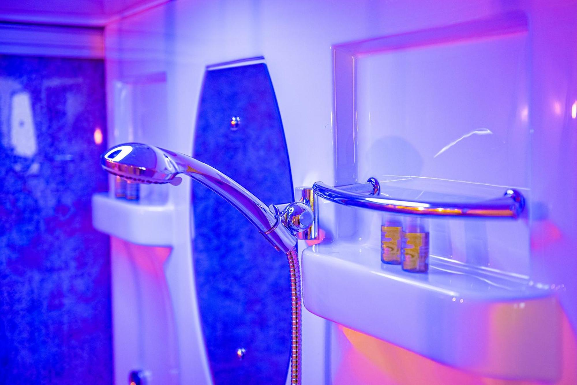 Artemide "Corte Segreta" B&B Suite Spa サン・チプリアーノ・ピチェンティーノ エクステリア 写真